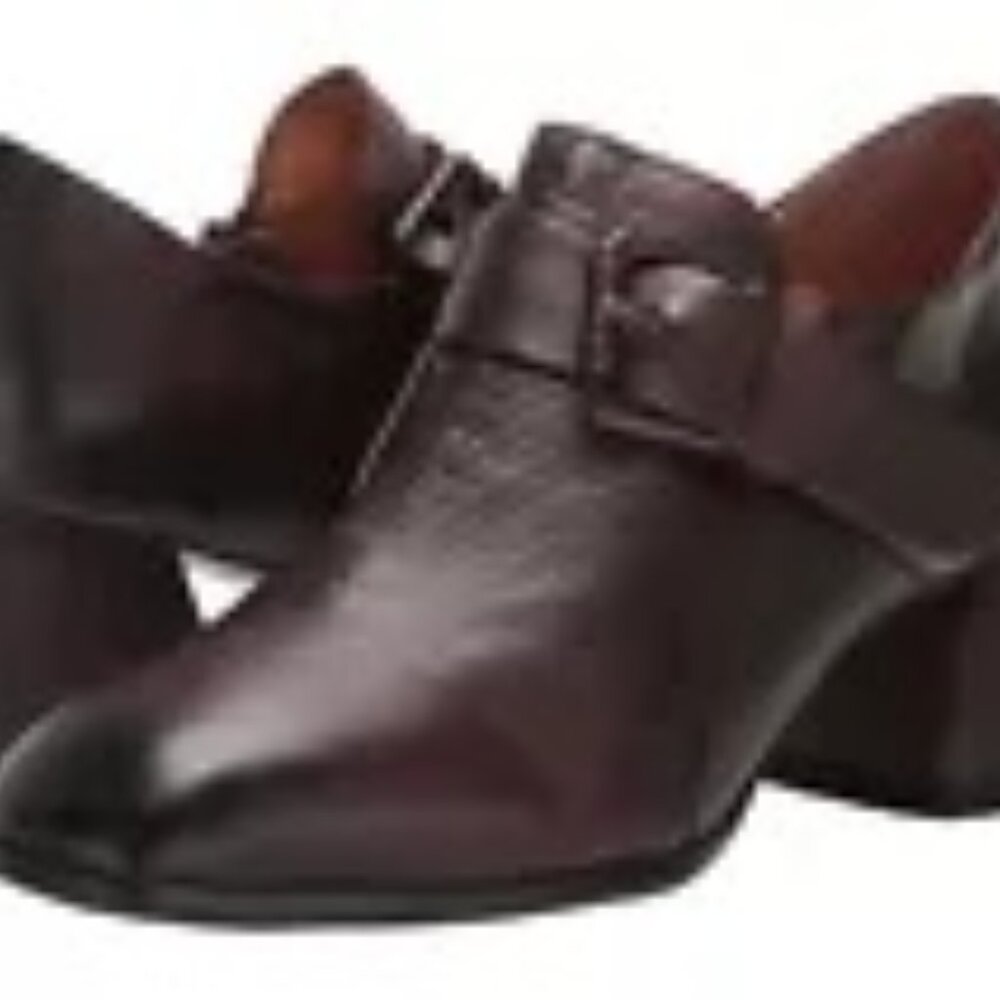 L'Artiste Spring Step Mercedez Bordeaux Booties Pumps EUC 7.5 38